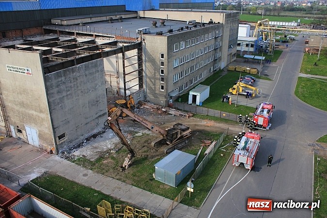 Zdjęcie w galerii na portalu naszraciborz.pl: Alarm w Rafako! Doroczne wielkie ćwiczenia strażaków, tym razem na wydziale W4 wiadomości z regionu