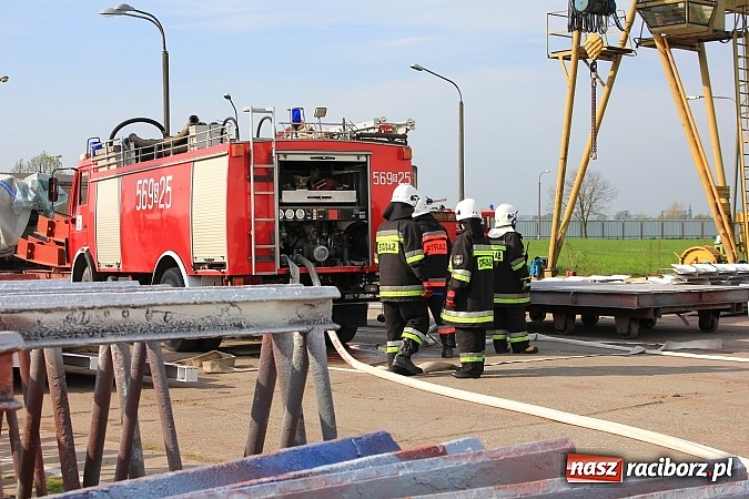 Zdjęcie w galerii na portalu naszraciborz.pl: Alarm w Rafako! Doroczne wielkie ćwiczenia strażaków, tym razem na wydziale W4 wiadomości z regionu