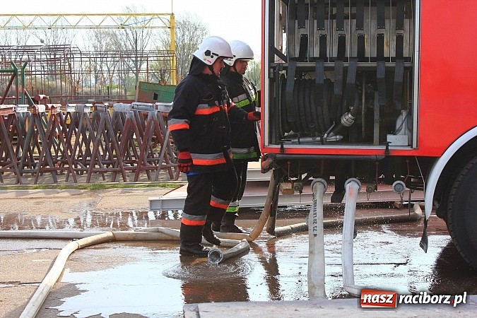 Zdjęcie w galerii na portalu naszraciborz.pl: Alarm w Rafako! Doroczne wielkie ćwiczenia strażaków, tym razem na wydziale W4 wiadomości z regionu