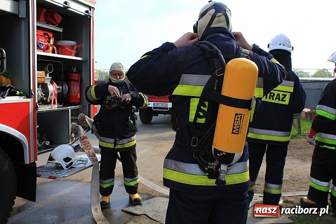 Zdjęcie w galerii na portalu naszraciborz.pl: Alarm w Rafako! Doroczne wielkie ćwiczenia strażaków, tym razem na wydziale W4 wiadomości z regionu