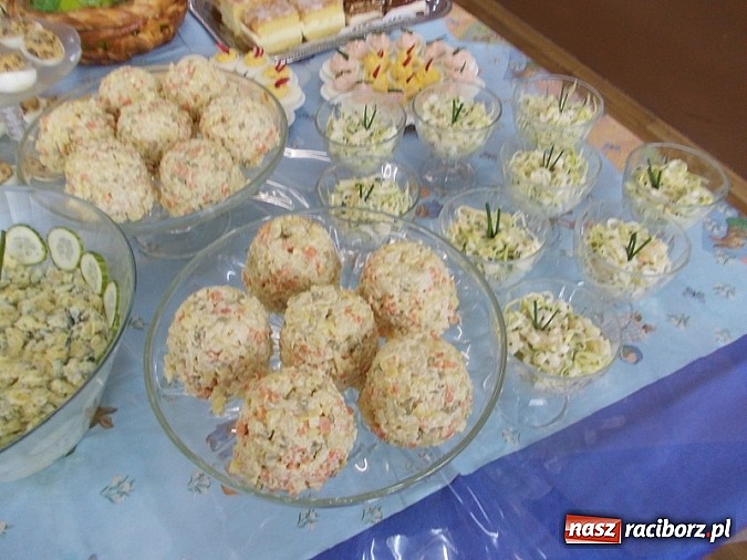 Zdjęcie w galerii na portalu naszraciborz.pl: Wielkanocne przysmaki na stołach w Rudzie Kozielskiej wiadomości z regionu
