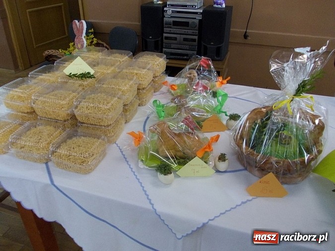 Zdjęcie w galerii na portalu naszraciborz.pl: Wielkanocne przysmaki na stołach w Rudzie Kozielskiej wiadomości z regionu