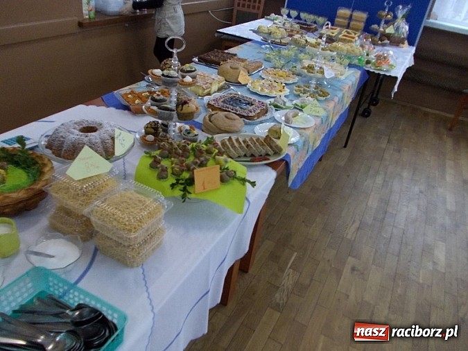 Zdjęcie w galerii na portalu naszraciborz.pl: Wielkanocne przysmaki na stołach w Rudzie Kozielskiej wiadomości z regionu