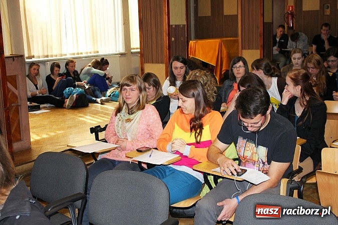 Zdjęcie w galerii na portalu naszraciborz.pl: O pracy w Holandii w murach PWSZ wiadomości z regionu