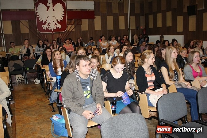 Zdjęcie w galerii na portalu naszraciborz.pl: O pracy w Holandii w murach PWSZ wiadomości z regionu