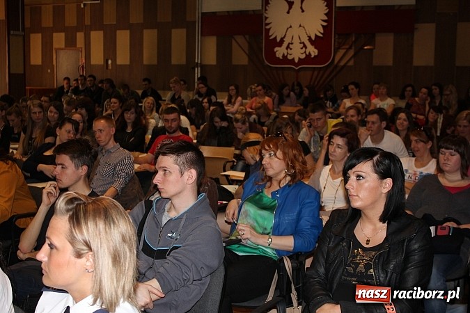 Zdjęcie w galerii na portalu naszraciborz.pl: O pracy w Holandii w murach PWSZ wiadomości z regionu