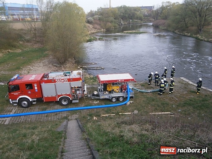 Zdjęcie w galerii na portalu naszraciborz.pl: Strażacy z coraz lepszym sprzętem wiadomości z regionu