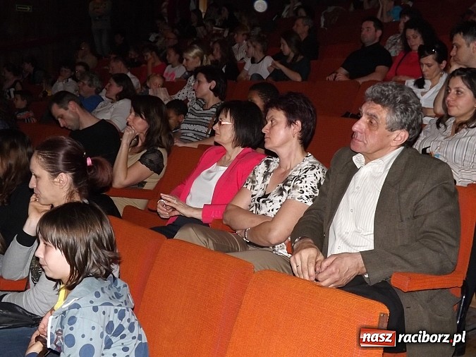 Zdjęcie w galerii na portalu naszraciborz.pl: Czerwony Kapturek instrumentalnie, czyli dni otwarte Szkoły Muzycznej wiadomości z regionu