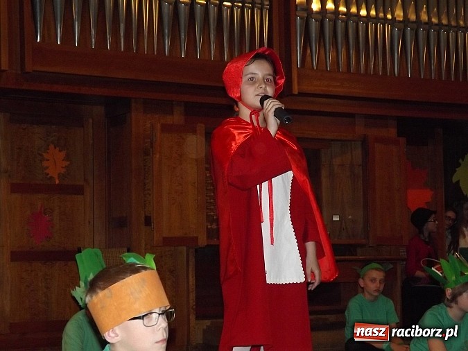 Zdjęcie w galerii na portalu naszraciborz.pl: Czerwony Kapturek instrumentalnie, czyli dni otwarte Szkoły Muzycznej wiadomości z regionu