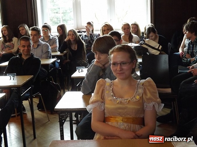 Zdjęcie w galerii na portalu naszraciborz.pl: Gimnazjaliści znają angielski na wysokim poziomie wiadomości z regionu