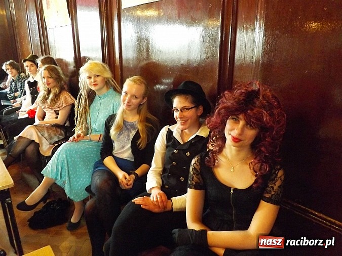 Zdjęcie w galerii na portalu naszraciborz.pl: Gimnazjaliści znają angielski na wysokim poziomie wiadomości z regionu