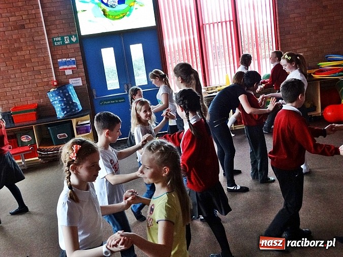 Zdjęcie w galerii na portalu naszraciborz.pl: Wychowankowie MDK na warsztatach w Wrexham  wiadomości z regionu