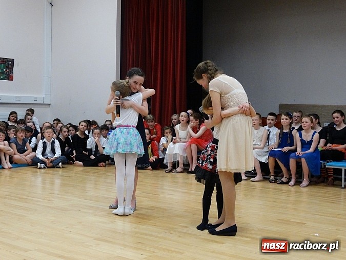 Zdjęcie w galerii na portalu naszraciborz.pl: Wychowankowie MDK na warsztatach w Wrexham  wiadomości z regionu