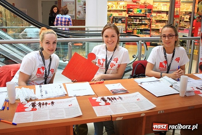 Zdjęcie w galerii na portalu naszraciborz.pl: Sukces pierwszego dnia akcji. Zarejestrowało się 114 potencjalnych dawców szpiku! wiadomości z regionu