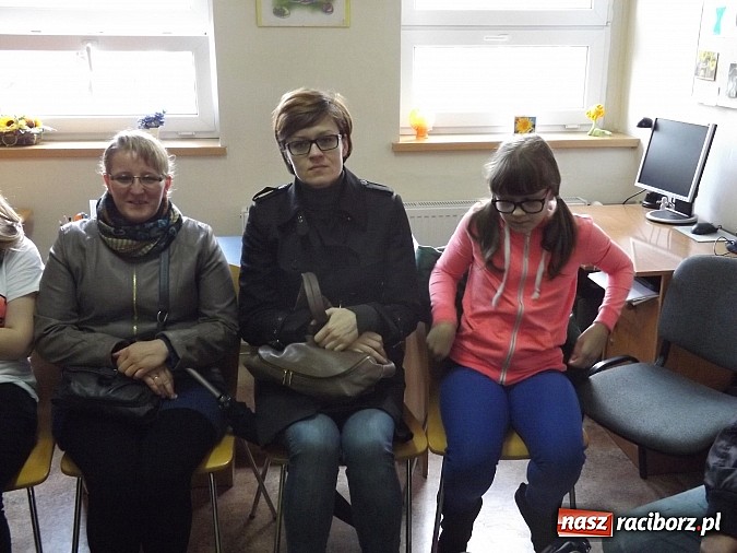 Zdjęcie w galerii na portalu naszraciborz.pl: Dobre strony klikaj, złych zawsze unikaj! wiadomości z regionu