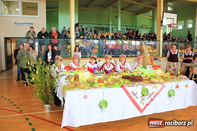Zdjęcie w galerii na portalu naszraciborz.pl: Wielkanocne specjały na stołach w Kornowacu wiadomości z regionu