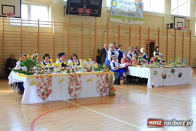 Zdjęcie w galerii na portalu naszraciborz.pl: Wielkanocne specjały na stołach w Kornowacu wiadomości z regionu