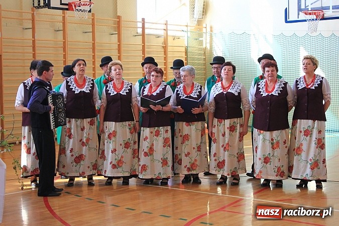 Zdjęcie w galerii na portalu naszraciborz.pl: Wielkanocne specjały na stołach w Kornowacu wiadomości z regionu