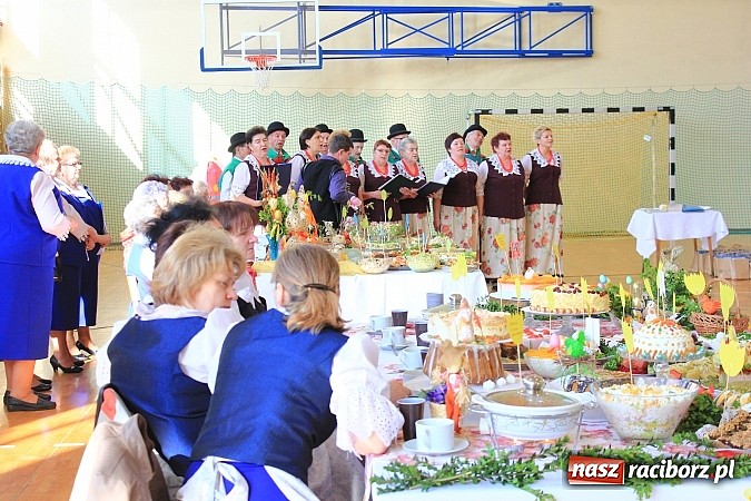 Zdjęcie w galerii na portalu naszraciborz.pl: Wielkanocne specjały na stołach w Kornowacu wiadomości z regionu