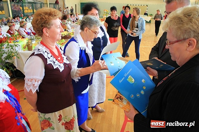Zdjęcie w galerii na portalu naszraciborz.pl: Wielkanocne specjały na stołach w Kornowacu wiadomości z regionu