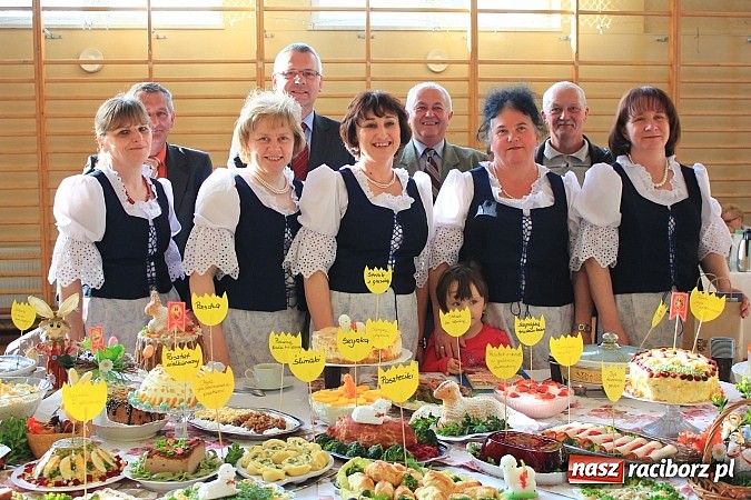 Zdjęcie w galerii na portalu naszraciborz.pl: Wielkanocne specjały na stołach w Kornowacu wiadomości z regionu