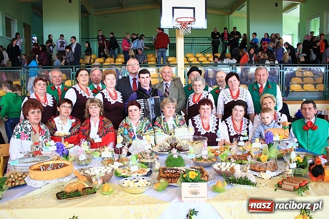 Zdjęcie w galerii na portalu naszraciborz.pl: Wielkanocne specjały na stołach w Kornowacu wiadomości z regionu