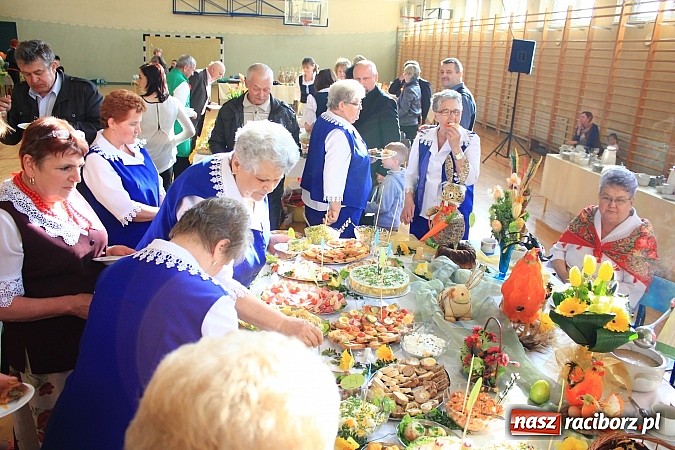 Zdjęcie w galerii na portalu naszraciborz.pl: Wielkanocne specjały na stołach w Kornowacu wiadomości z regionu