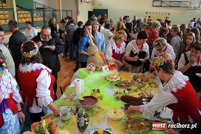 Zdjęcie w galerii na portalu naszraciborz.pl: Wielkanocne specjały na stołach w Kornowacu wiadomości z regionu