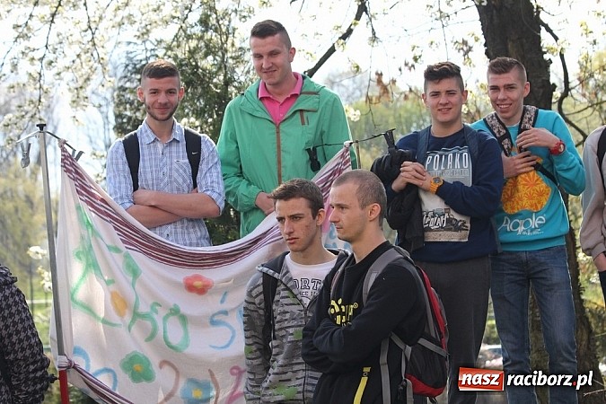 Zdjęcie w galerii na portalu naszraciborz.pl: Dzień Ziemi w ZSOMS, czyli ekośniadanie na wesoło wiadomości z regionu