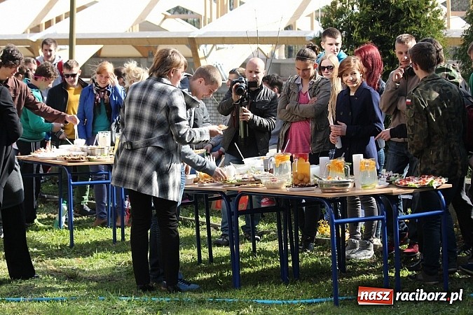 Zdjęcie w galerii na portalu naszraciborz.pl: Dzień Ziemi w ZSOMS, czyli ekośniadanie na wesoło wiadomości z regionu