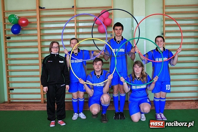 Zdjęcie w galerii na portalu naszraciborz.pl: Boisko przy ZSS oficjalnie otwarte! wiadomości z regionu