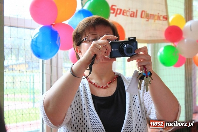 Zdjęcie w galerii na portalu naszraciborz.pl: Boisko przy ZSS oficjalnie otwarte! wiadomości z regionu