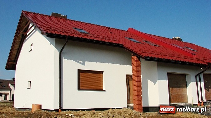 Zdjęcie w galerii na portalu naszraciborz.pl: Domki w zabudowie bliźniaczej w Raciborzu-Ocicach  wiadomości z regionu