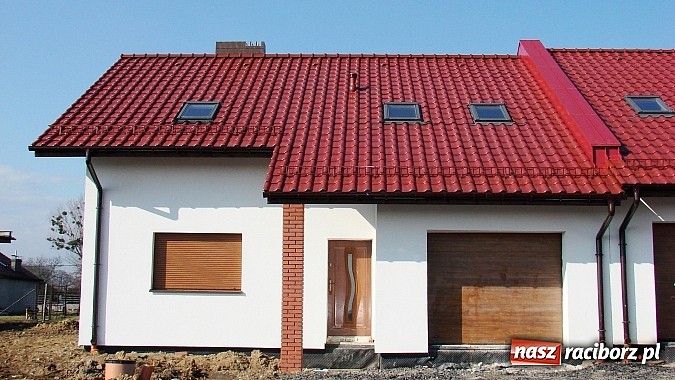 Zdjęcie w galerii na portalu naszraciborz.pl: Domki w zabudowie bliźniaczej w Raciborzu-Ocicach  wiadomości z regionu