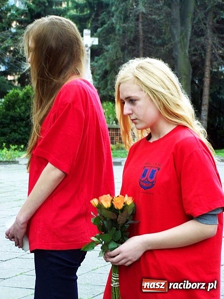 Zdjęcie w galerii na portalu naszraciborz.pl: 4. rocznica katastrofy smoleńskiej w G5 wiadomości z regionu