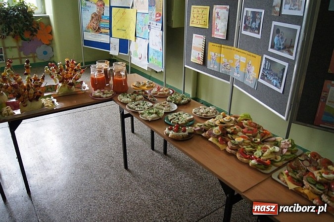 Zdjęcie w galerii na portalu naszraciborz.pl: Światowy Dzień Zdrowia w SP-4  wiadomości z regionu