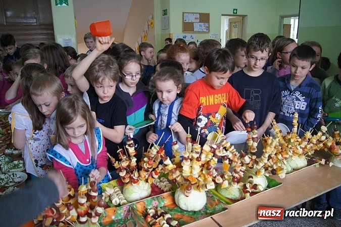 Zdjęcie w galerii na portalu naszraciborz.pl: Światowy Dzień Zdrowia w SP-4  wiadomości z regionu