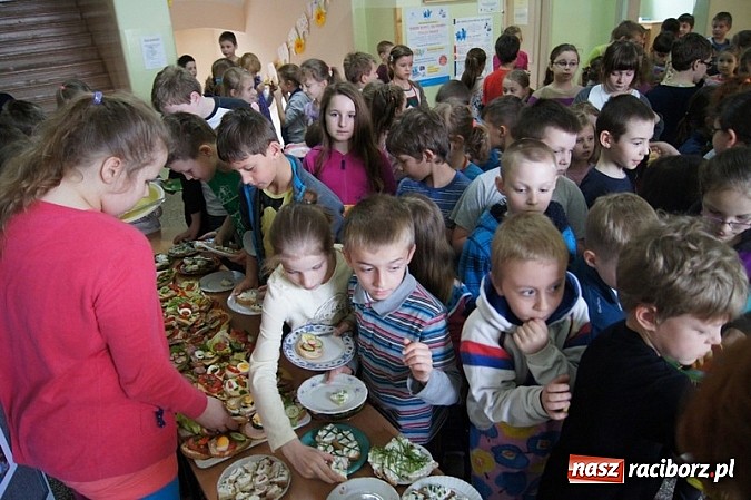 Zdjęcie w galerii na portalu naszraciborz.pl: Światowy Dzień Zdrowia w SP-4  wiadomości z regionu