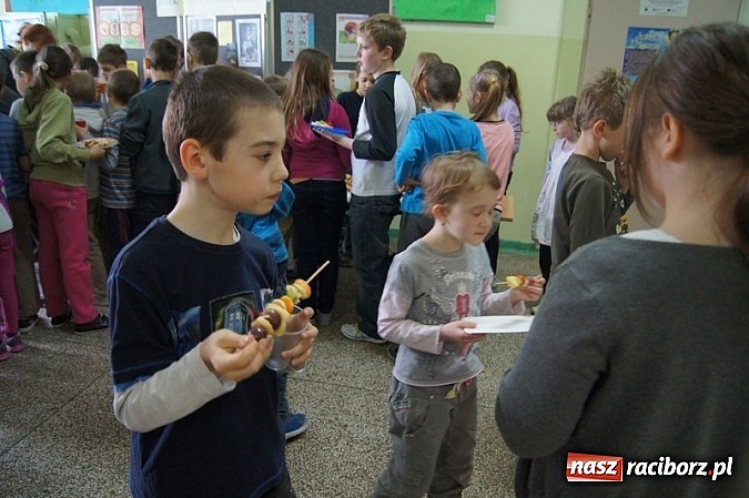 Zdjęcie w galerii na portalu naszraciborz.pl: Światowy Dzień Zdrowia w SP-4  wiadomości z regionu