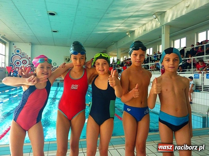 Zdjęcie w galerii na portalu naszraciborz.pl: Pływanie: SP 15 i GMS w finale wiadomości z regionu