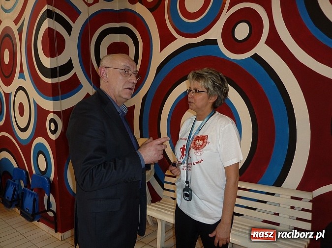 Zdjęcie w galerii na portalu naszraciborz.pl: Pływanie: SP 15 i GMS w finale wiadomości z regionu