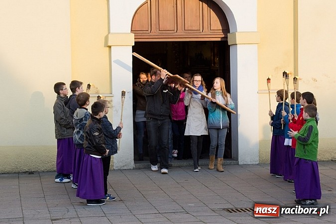 Zdjęcie w galerii na portalu naszraciborz.pl: Wspólna droga krzyżowa raciborskich parafii wiadomości z regionu