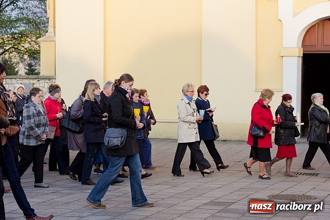 Zdjęcie w galerii na portalu naszraciborz.pl: Wspólna droga krzyżowa raciborskich parafii wiadomości z regionu