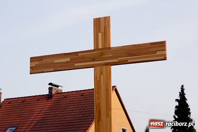 Zdjęcie w galerii na portalu naszraciborz.pl: Wspólna droga krzyżowa raciborskich parafii wiadomości z regionu