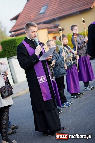 Zdjęcie w galerii na portalu naszraciborz.pl: Wspólna droga krzyżowa raciborskich parafii wiadomości z regionu