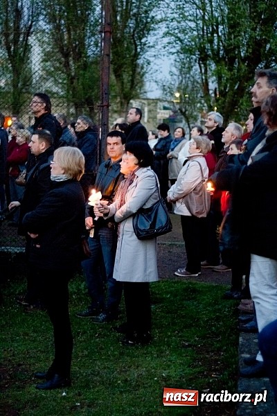 Zdjęcie w galerii na portalu naszraciborz.pl: Wspólna droga krzyżowa raciborskich parafii wiadomości z regionu
