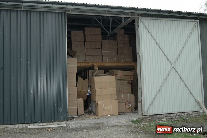 Zdjęcie w galerii na portalu naszraciborz.pl: Pogranicznicy z Raciborza ujawnili podróbki za 6 mln zł! wiadomości z regionu
