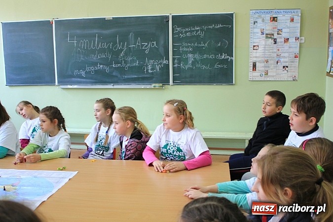 Zdjęcie w galerii na portalu naszraciborz.pl: Plant-for-the-Planet w SP 4, czyli edukacyjne warsztaty ekologiczne dla najmłodszych wiadomości z regionu