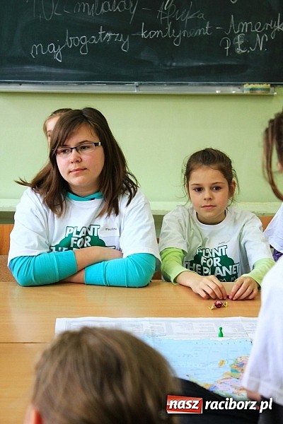 Zdjęcie w galerii na portalu naszraciborz.pl: Plant-for-the-Planet w SP 4, czyli edukacyjne warsztaty ekologiczne dla najmłodszych wiadomości z regionu
