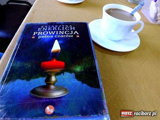 Zdjęcie w galerii na portalu naszraciborz.pl: Katarzyna Enerlich na otwarcie miejskiej biblioteki wiadomości z regionu